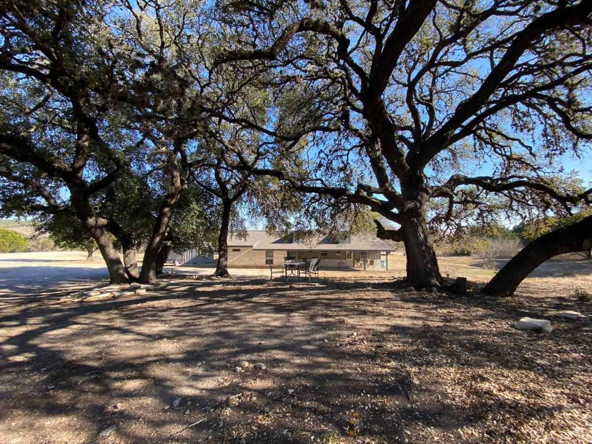 Texas Hill Country Ranch House - Great Views - Near Hidden Falls Park Smithwick Экстерьер фото